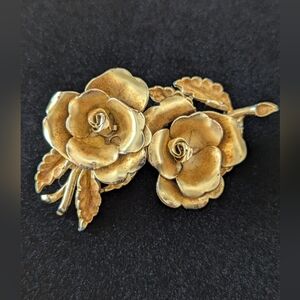 Coro Double Rose Gold tone Brooch Signed.